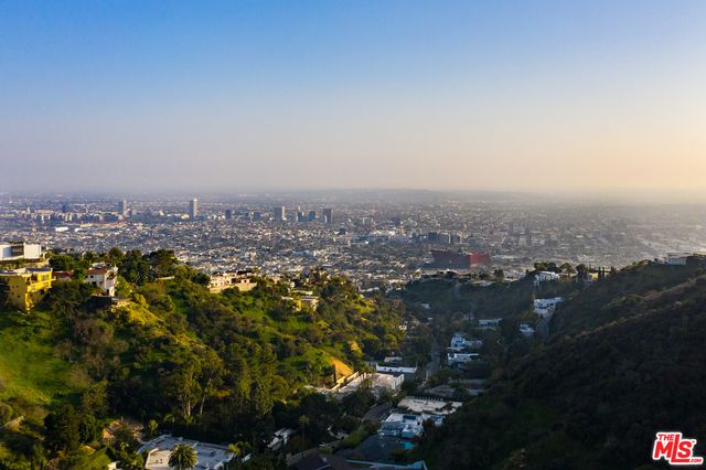 $6,250,000 | 1883 Rising Glen Road, Los Angeles, CA 90069