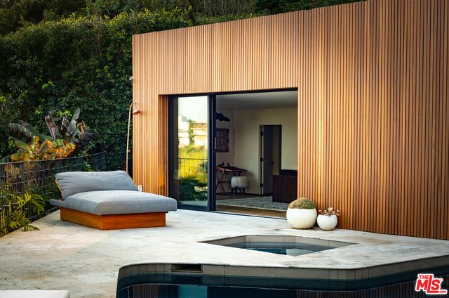 $6,250,000 | 1883 Rising Glen Road, Los Angeles, CA 90069