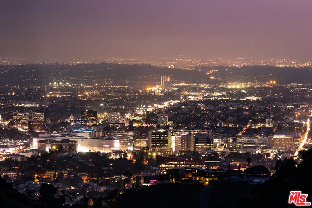 $6,250,000 | 1883 Rising Glen Road, Los Angeles, CA 90069