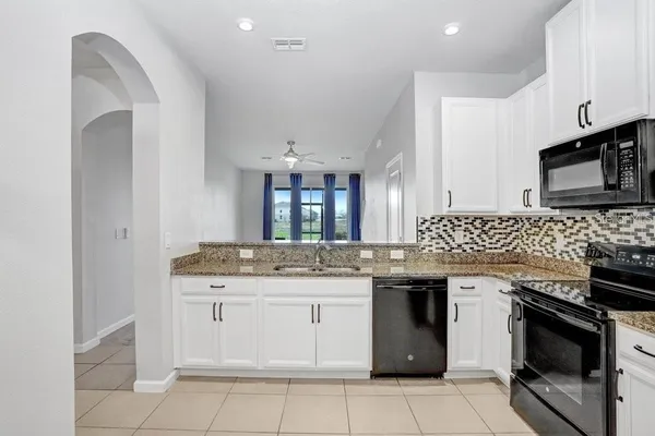 $2,149 | 10976 Verawood Drive, Riverview, FL 33579