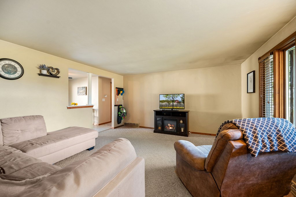 4740 Dunn Road Sturgeon Bay, WI 54235 - Photo 10 of 37 Gallery Image 10