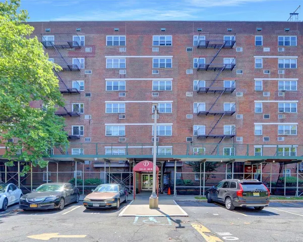 $241,500 | 151-31 88th Street, Unit 6H | Lindenwood