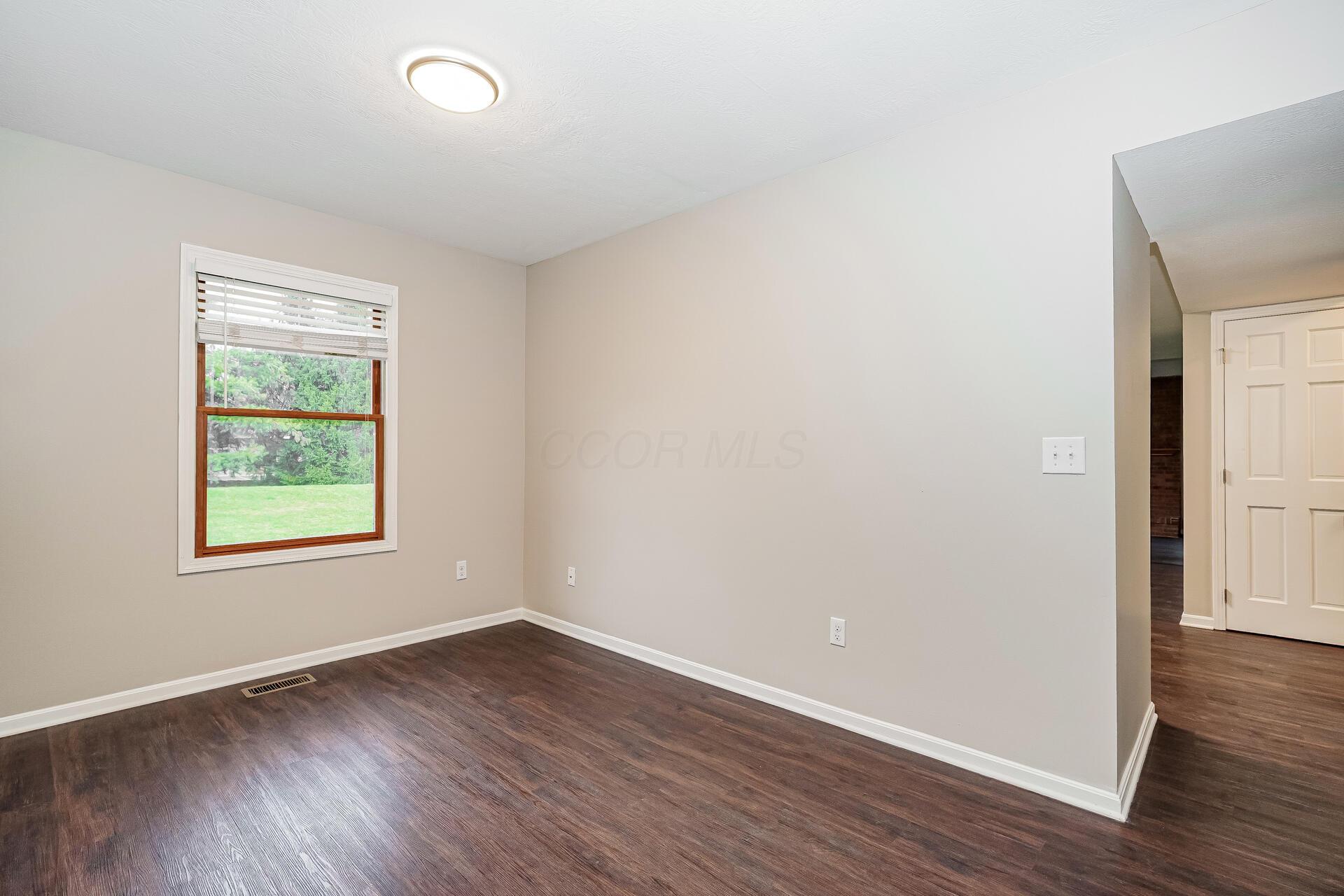 22 Liberty Ridge Avenue Powell, OH 43065 - Photo 12 of 15 13-photo-Bedroom-7066b1fc-904c-426a-a4d6