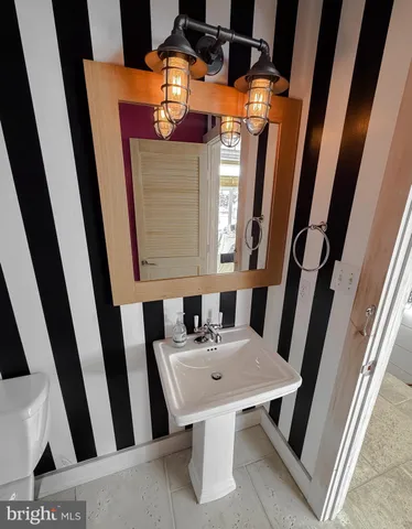 $1,800,000 | 15188 Lake Drive, Scotland, MD 20687