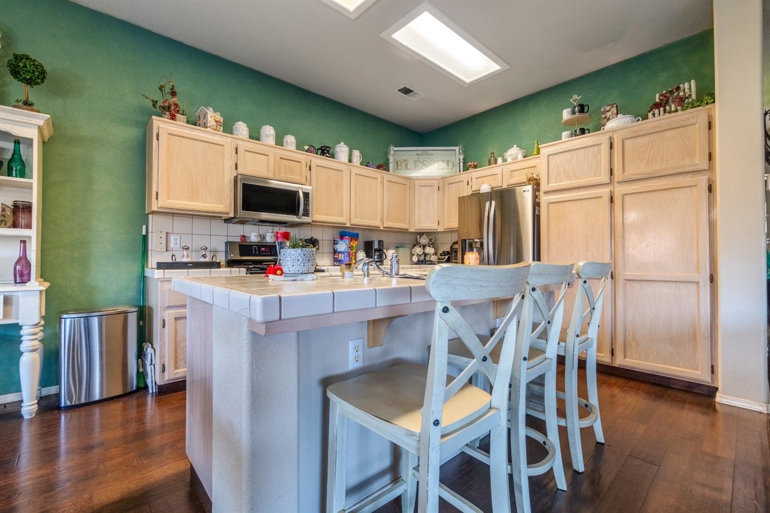 2096 North Thompson Avenue Reedley, CA 93654 - Photo 11 of 32 Gallery Image 11