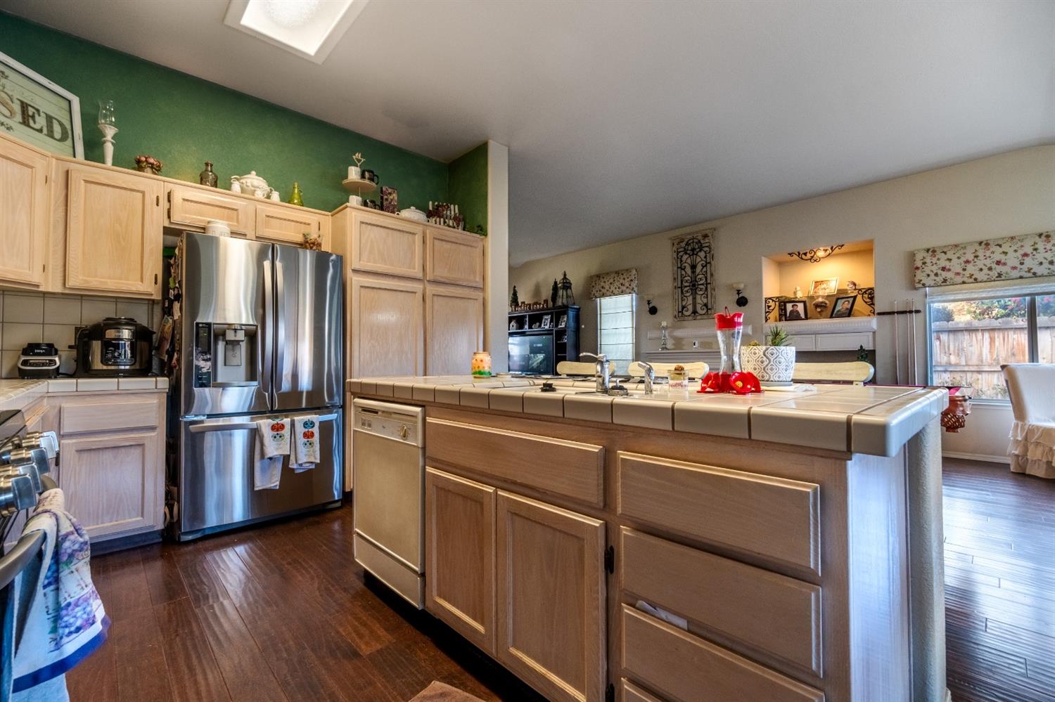 2096 North Thompson Avenue Reedley, CA 93654 - Photo 12 of 32 Gallery Image 12