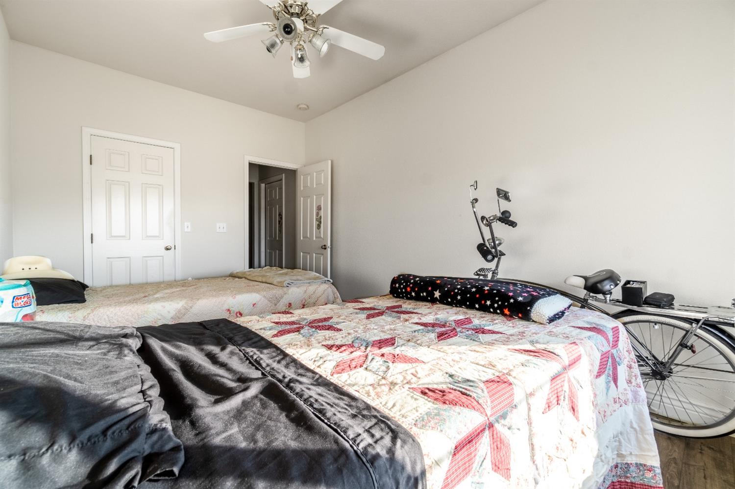 2096 North Thompson Avenue Reedley, CA 93654 - Photo 18 of 32 Gallery Image 18