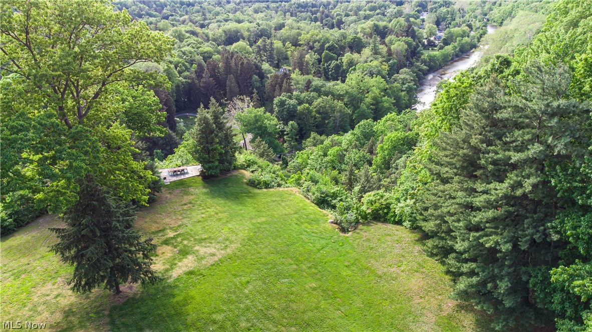 1810 County Line Road Gates Mills, OH 44040 - Photo 9 of 32