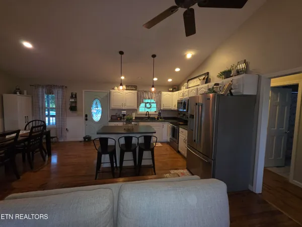 $399,900 | 110 Falcon Crest Drive, Harrogate, TN 37752