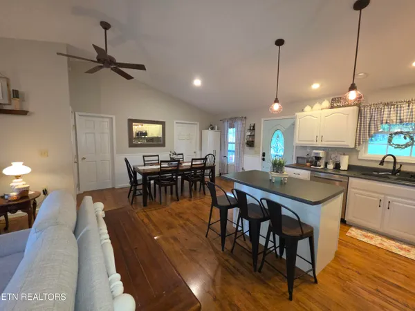 $399,900 | 110 Falcon Crest Drive, Harrogate, TN 37752