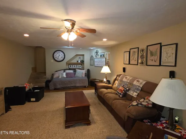 $399,900 | 110 Falcon Crest Drive, Harrogate, TN 37752