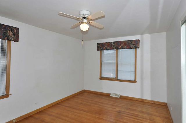 928 Long Road Glenview, IL 60025 - Photo 15 of 19