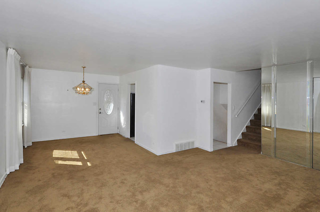 928 Long Road Glenview, IL 60025 - Photo 4 of 19