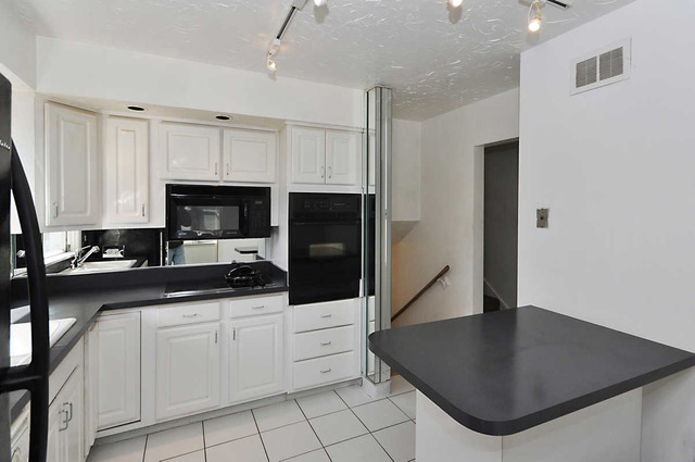 928 Long Road Glenview, IL 60025 - Photo 10 of 19