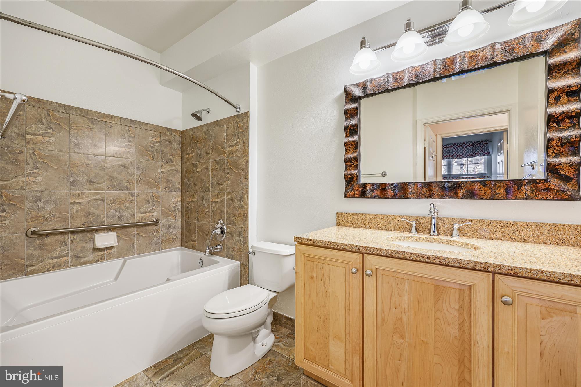 11800 Old Georgetown Road, Unit 1422 North Bethesda, MD 20852 - Photo 25 of 38 Second En Suite Bathroom