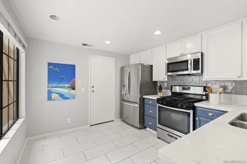 $975,000 | 12305 Caminito Mira Del Mar, San Diego, CA 92130
