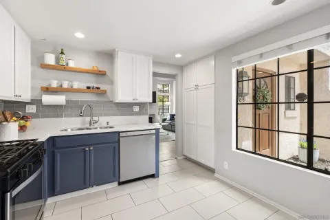 $975,000 | 12305 Caminito Mira Del Mar, San Diego, CA 92130