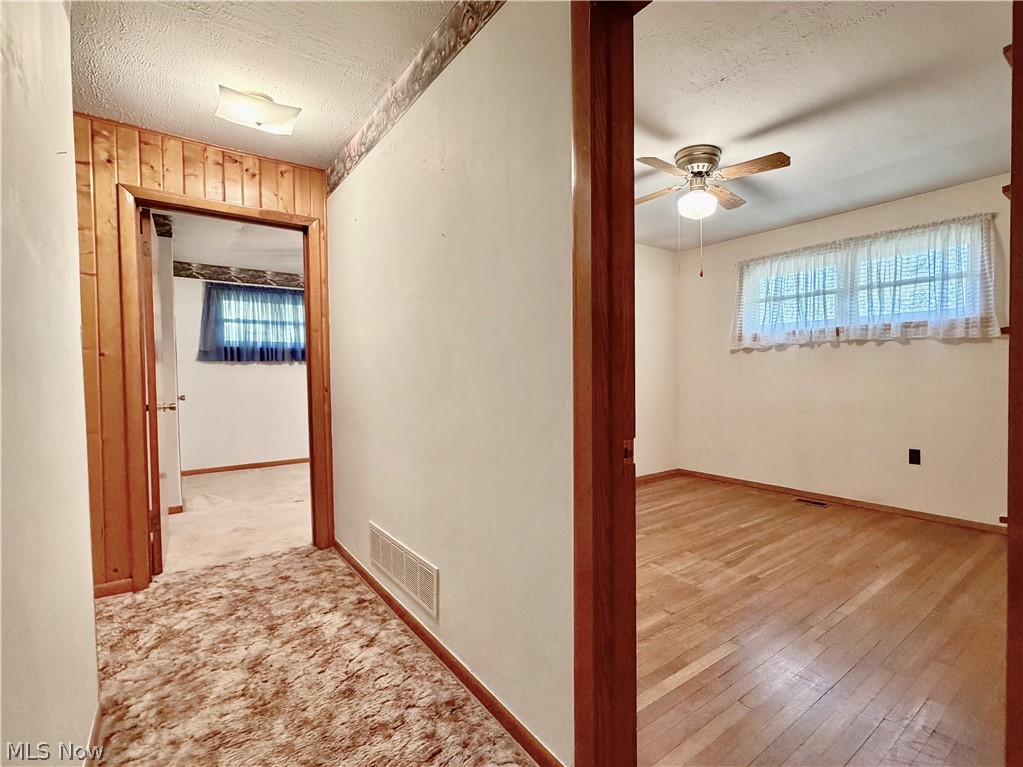 2163 Bull Run Road Waverly, WV 26184 - Photo 31 of 47 Hallway