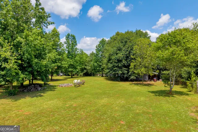 a view of a lake with houses