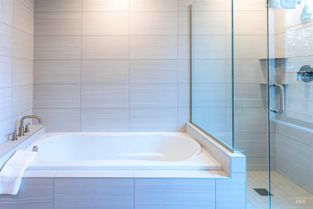 $689,000 | 760 Village Drive, Unit 307, Donnelly, ID 83615