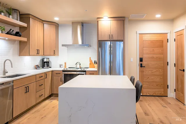 $689,000 | 760 Village Drive, Unit 307, Donnelly, ID 83615