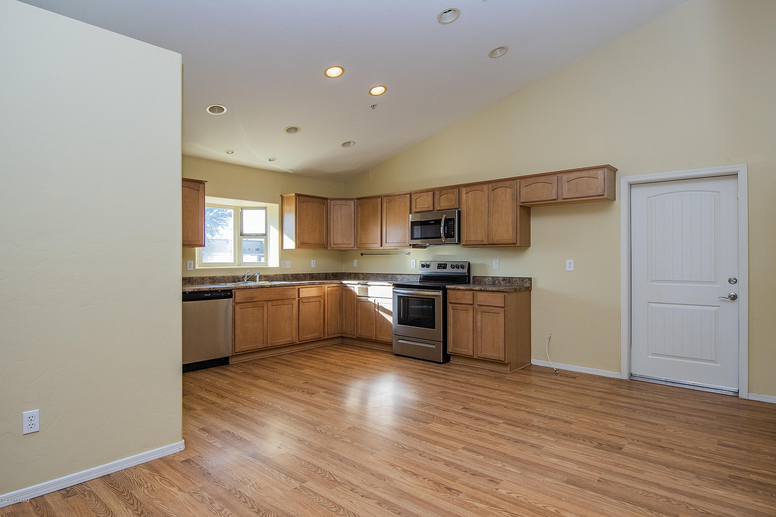 12559 West Magee Road Tucson, AZ 85743 - Photo 8 of 35