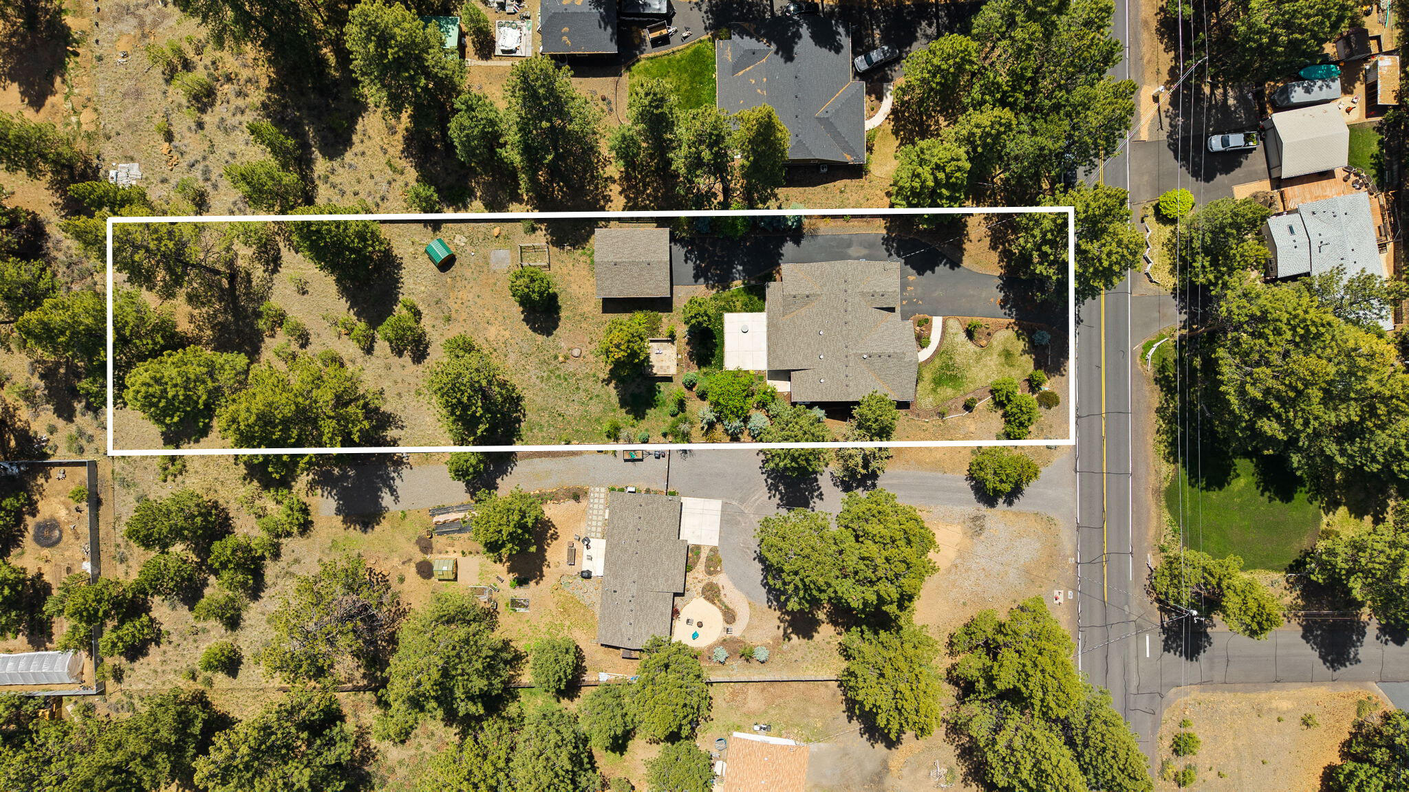 59768 Navajo Road Bend, OR 97702 - Photo 57 of 61 4-web-or-mls-Riley Visuals-4 LINED