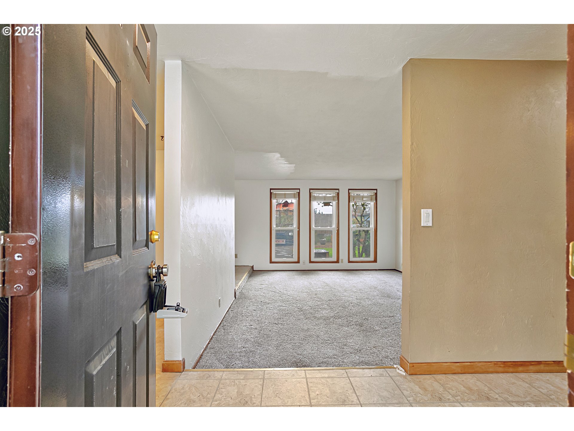 3095 Quiet Lane Eugene, OR 97404 - Photo 4 of 37