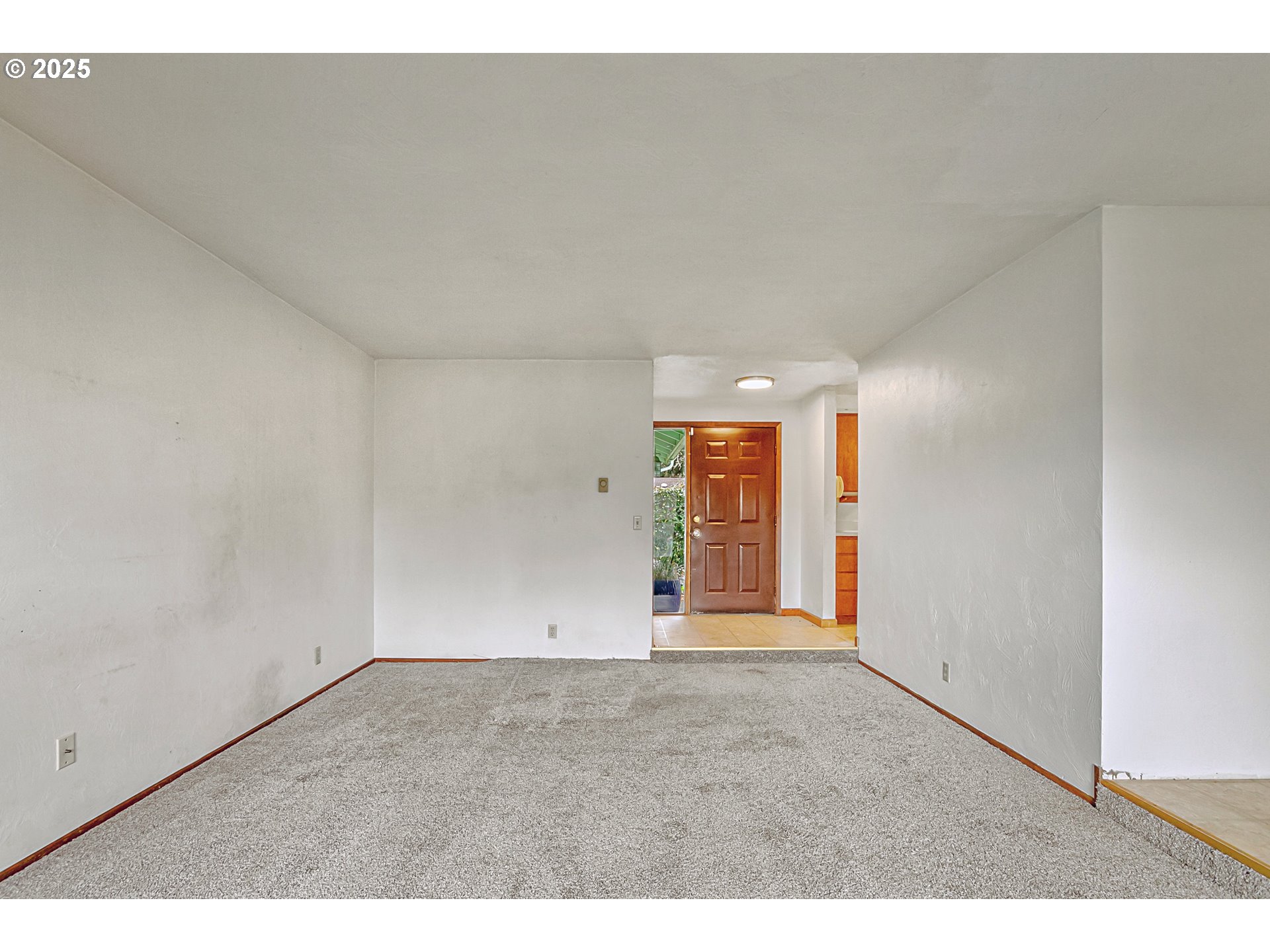 3095 Quiet Lane Eugene, OR 97404 - Photo 7 of 37