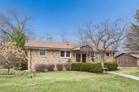 $600,000 | 200 Nolden Lane, Jordan, MN 55352