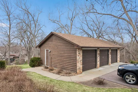 $600,000 | 200 Nolden Lane, Jordan, MN 55352