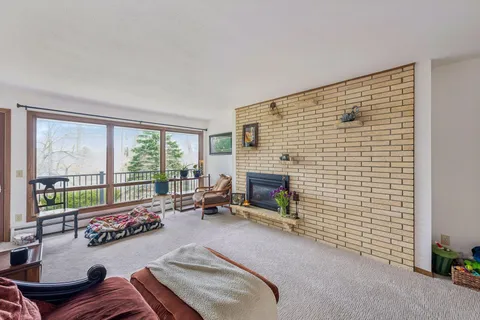 $600,000 | 200 Nolden Lane, Jordan, MN 55352
