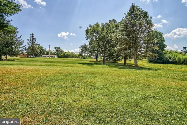 $59,900 | 51 Old York Road, Dillsburg, PA 17019