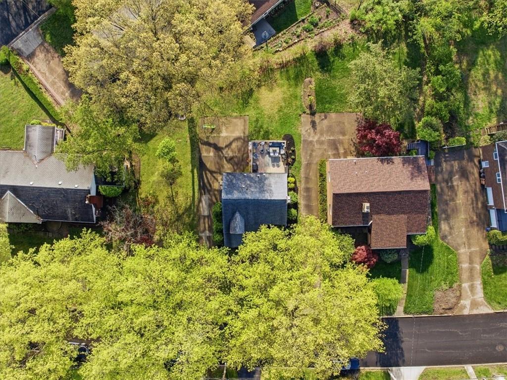 425 Edgewood Road Pittsburgh, PA 15221 - Photo 30 of 33 Gallery Image 30