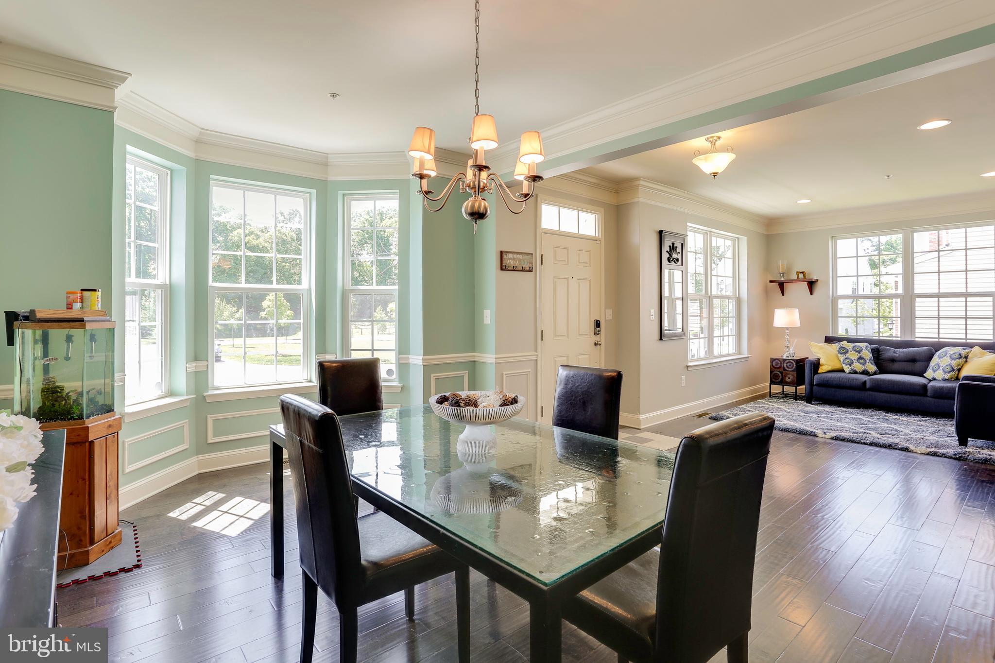6721 Evanston Road Baltimore, MD 21209 - Photo 6 of 38 Formal Dining Room