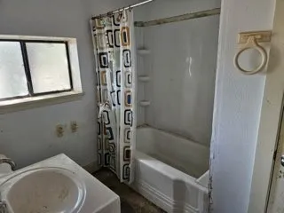 $279,000 | 12127 Railroad Avenue, Sinton, TX 78387