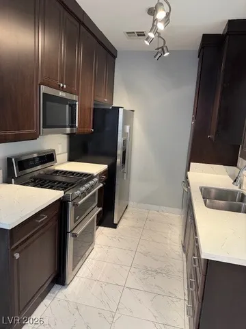 $2,095 | 248 Crystal Rose Court, Las Vegas, NV 89106