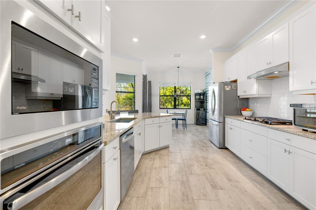 17045 Polo Trail Lakewood Ranch, FL 34211 - Photo 14 of 76