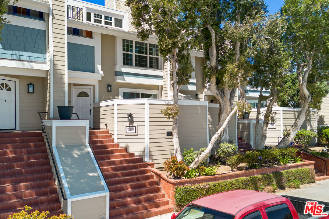 2845 Harbor Boulevard Oxnard, CA 93035 - Photo 2 of 47 a view of a house with backyard