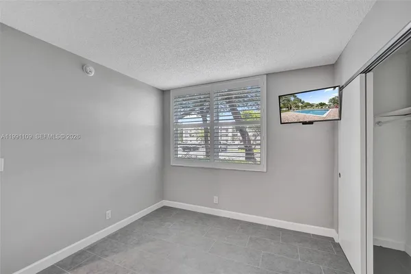 $264,900 | 9330 Lagoon Place, Unit 109, Davie, FL 33324