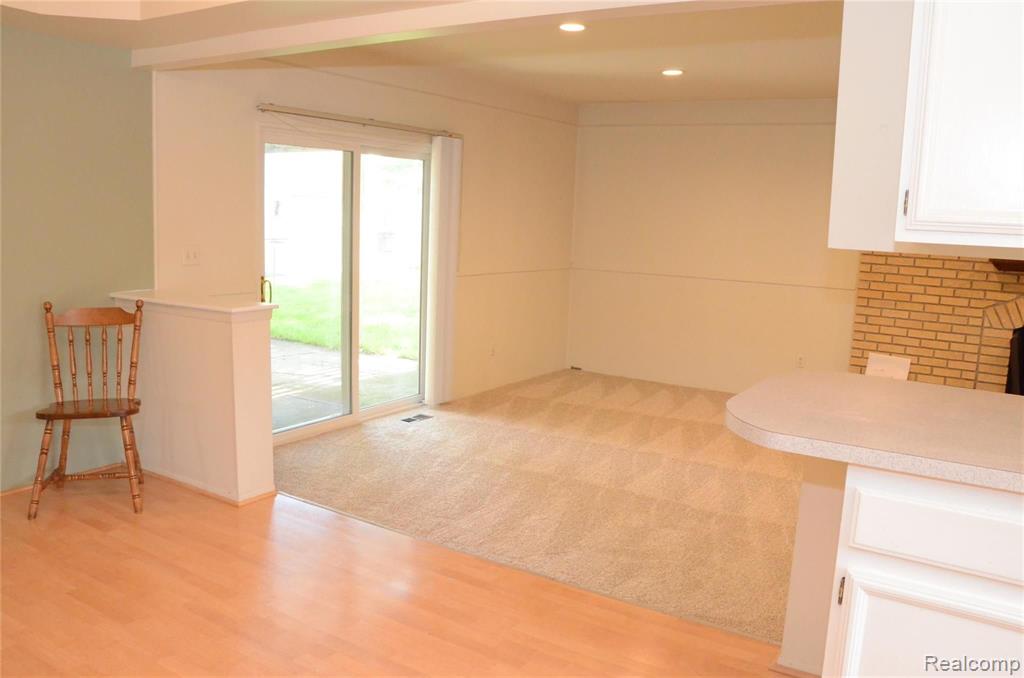 43077 Avon Road Canton, MI 48187 - Photo 28 of 52