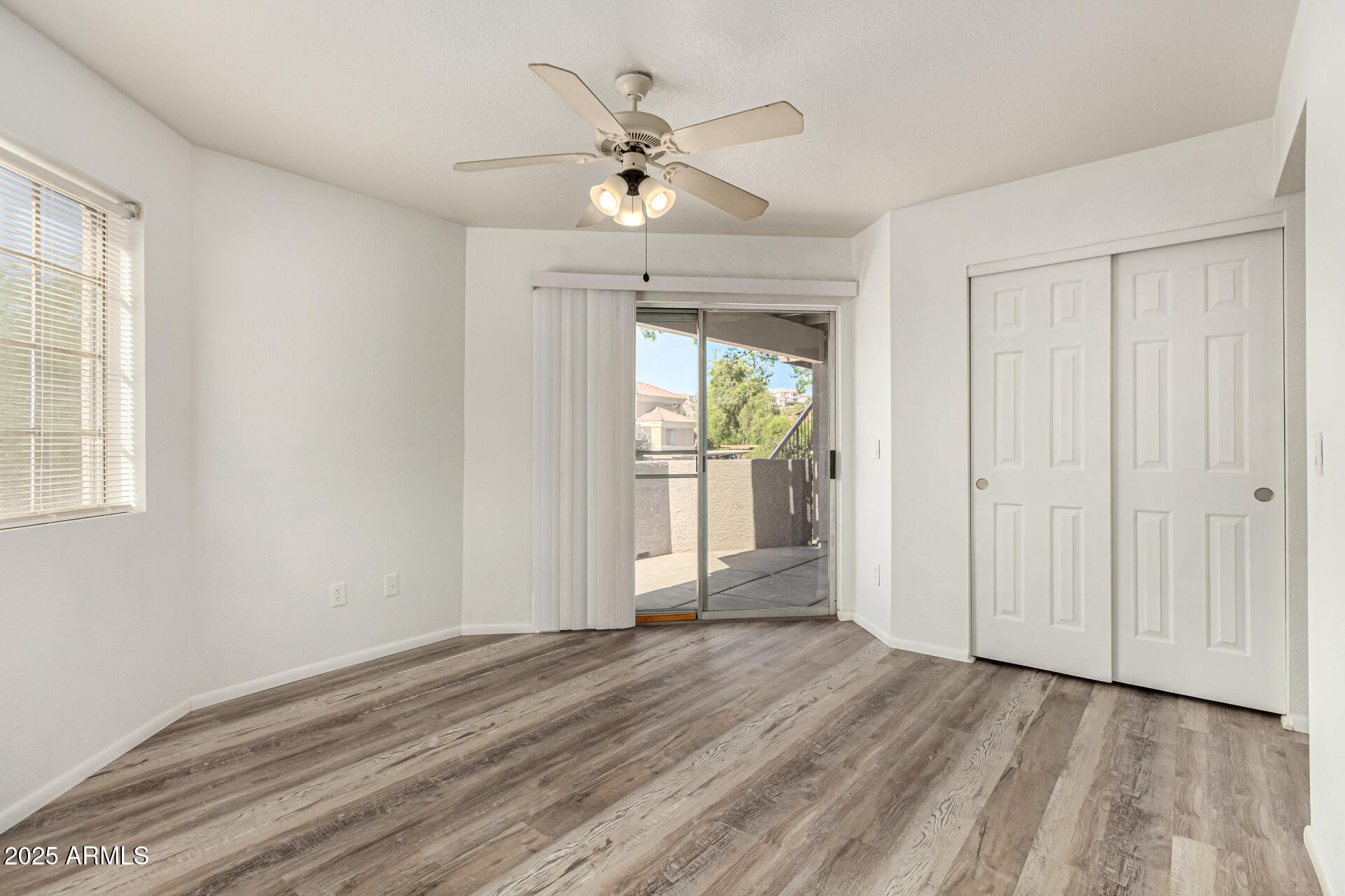 1720 East Thunderbird Road, Unit 1094 Phoenix, AZ 85022 - Photo 15 of 44 master bedroom