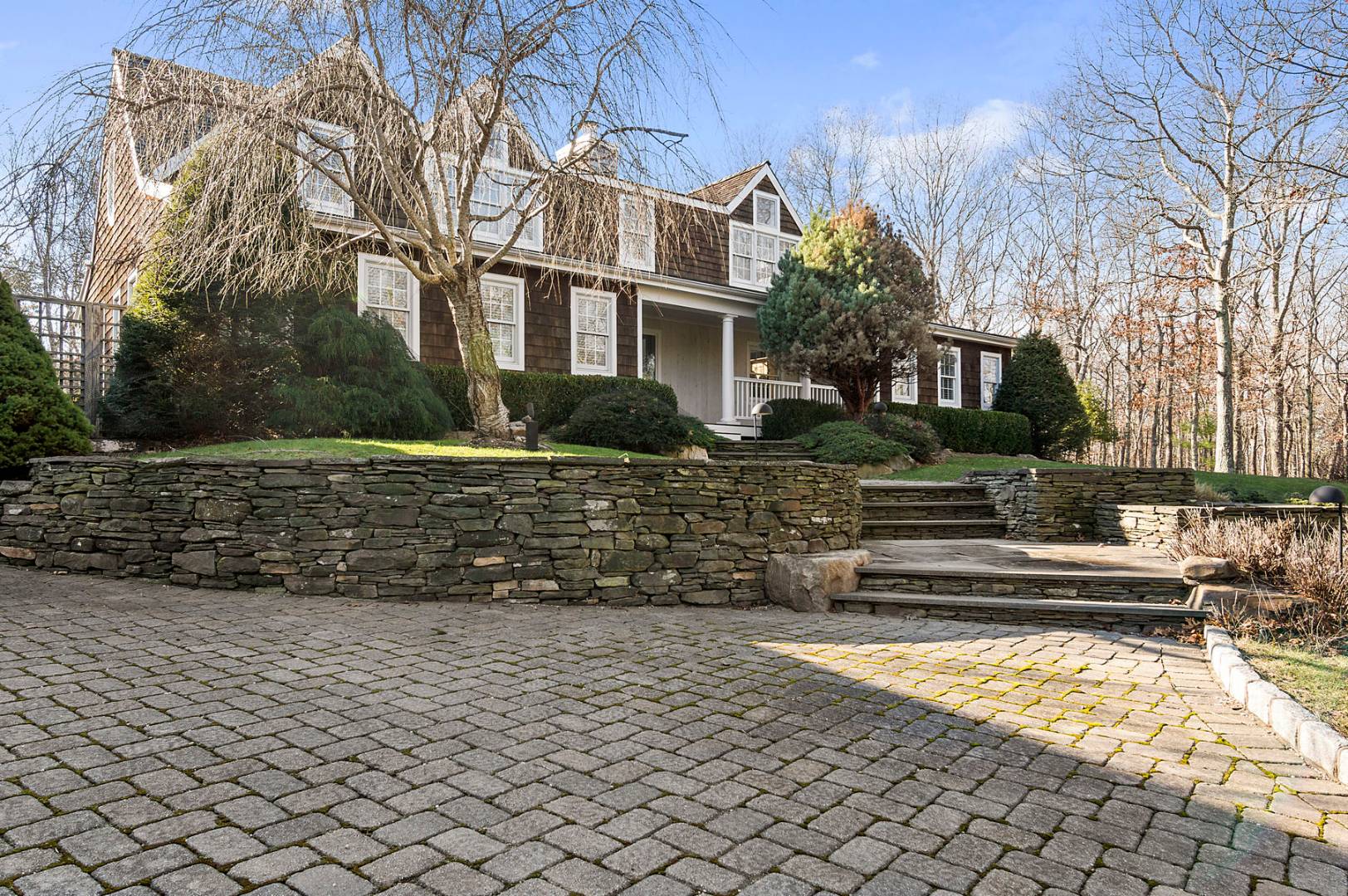 580 Rte 114 East Hampton, NY 11937 - Photo 1 of 8