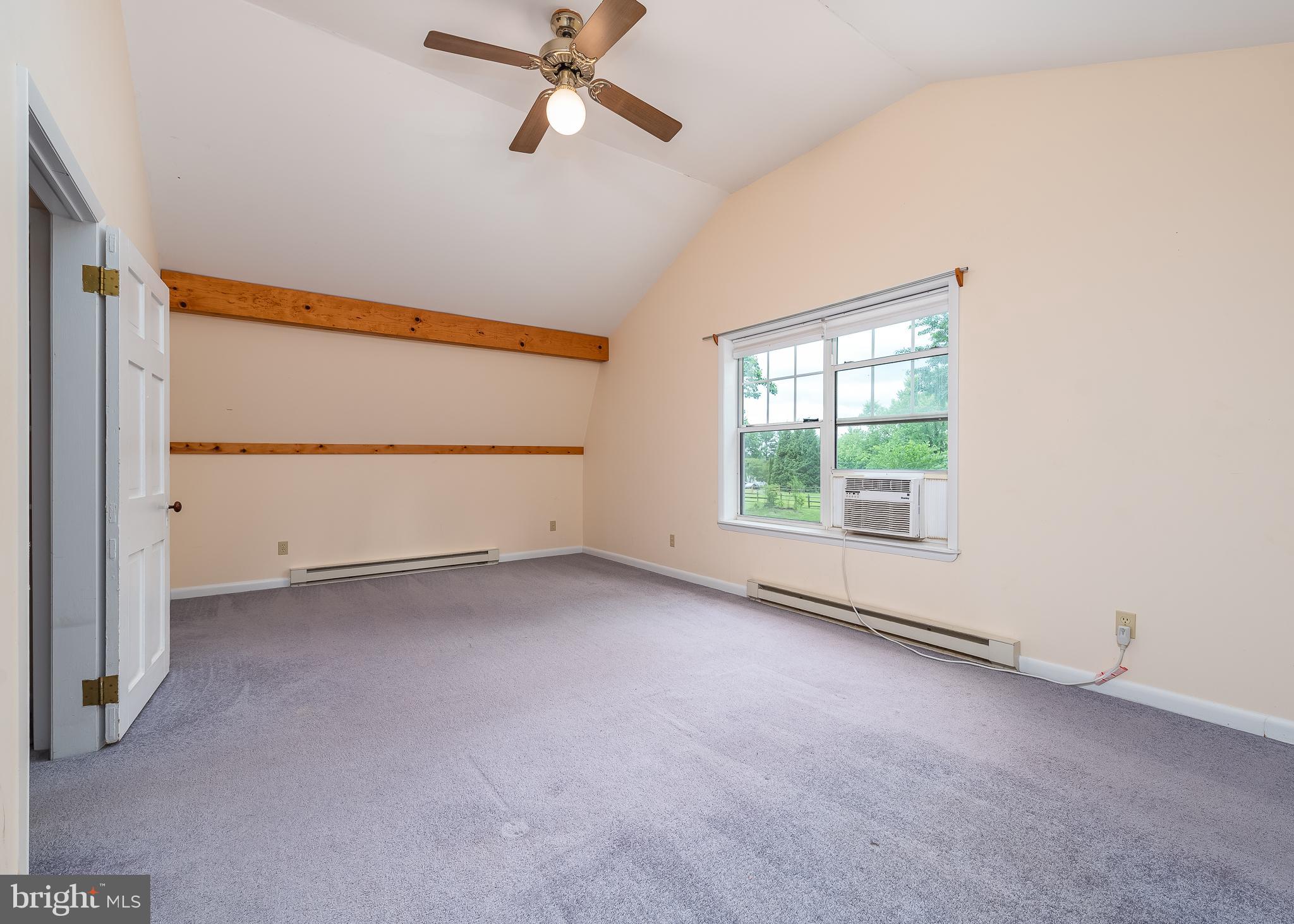 1300 Parrs Ridge Drive Spencerville, MD 20868 - Photo 49 of 73 Apartment bedroom