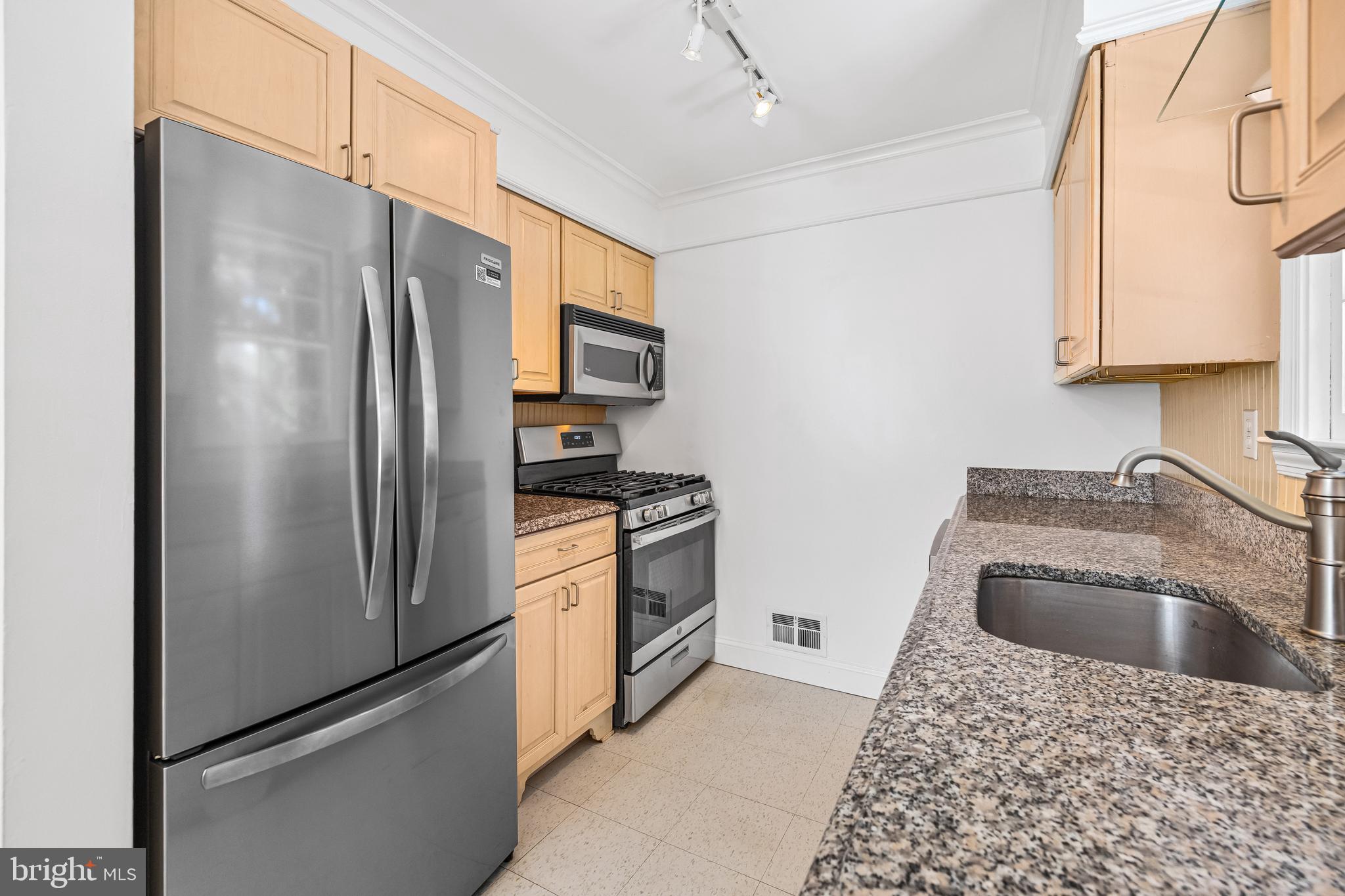 1516 Berwick Road Baltimore, MD 21204 - Photo 15 of 45 Gallery Image 15