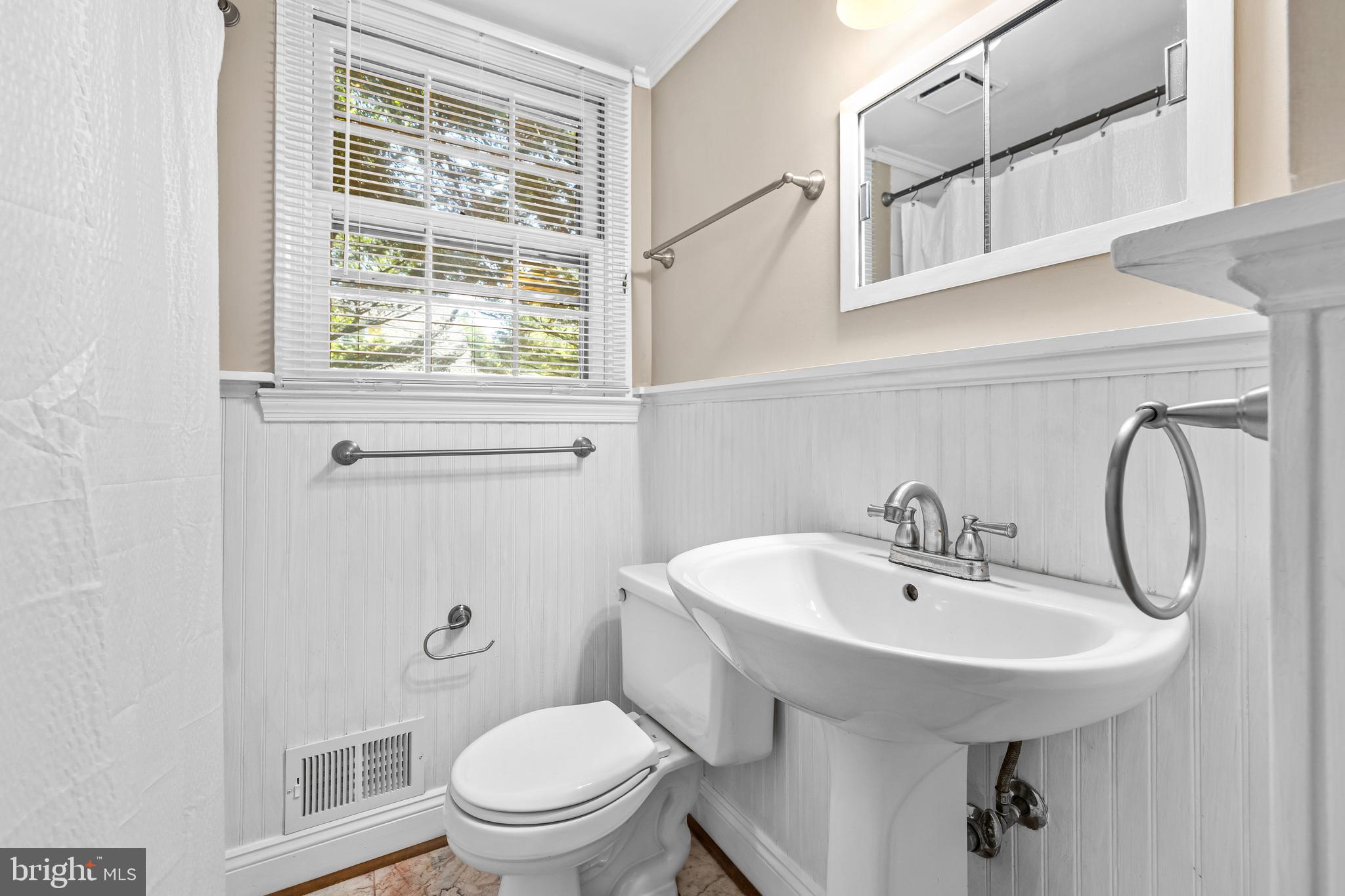1516 Berwick Road Baltimore, MD 21204 - Photo 18 of 45 Gallery Image 18