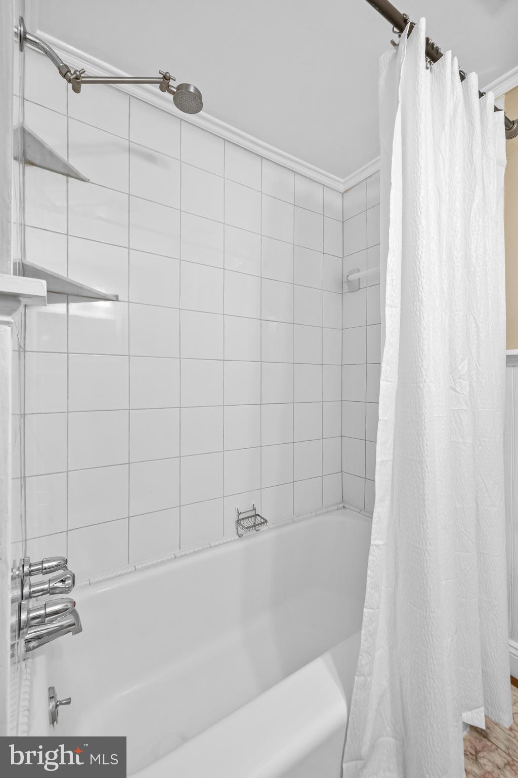 1516 Berwick Road Baltimore, MD 21204 - Photo 19 of 45 Gallery Image 19