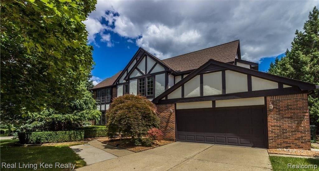 740 Timberline Drive Rochester Hills, MI 48309 - Photo 1 of 48