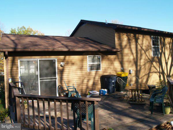 7507 Garrison Road Hyattsville, MD 20784 - Photo 10 of 11 Exterior (Rear)