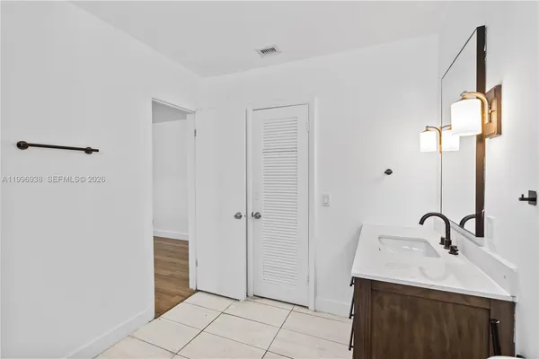$4,000 | 361 East 39th Street, Unit 1, Hialeah, FL 33013